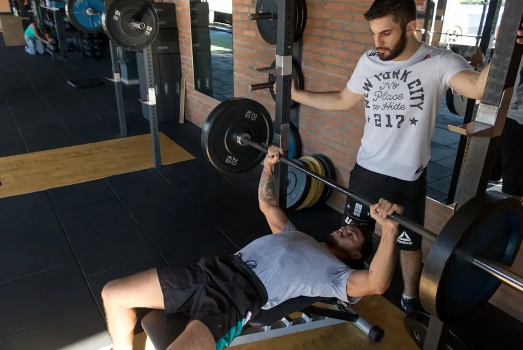 徒手健身女：打造健康強韌體魄的完美選擇