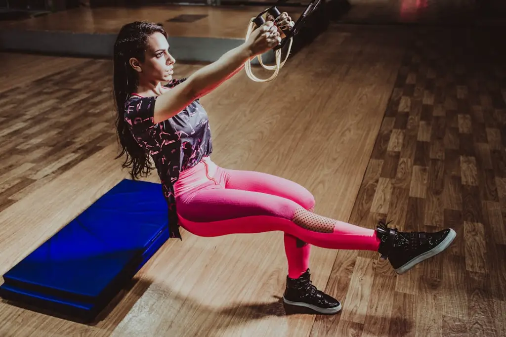 無器材重訓：用身體當健身房，隨時隨地鍛鍊